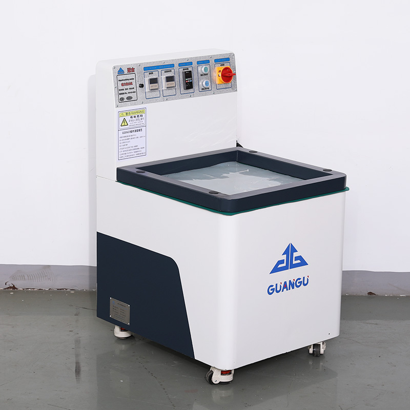 CannesMAGNETIC POLISHING MACHINE GG8620